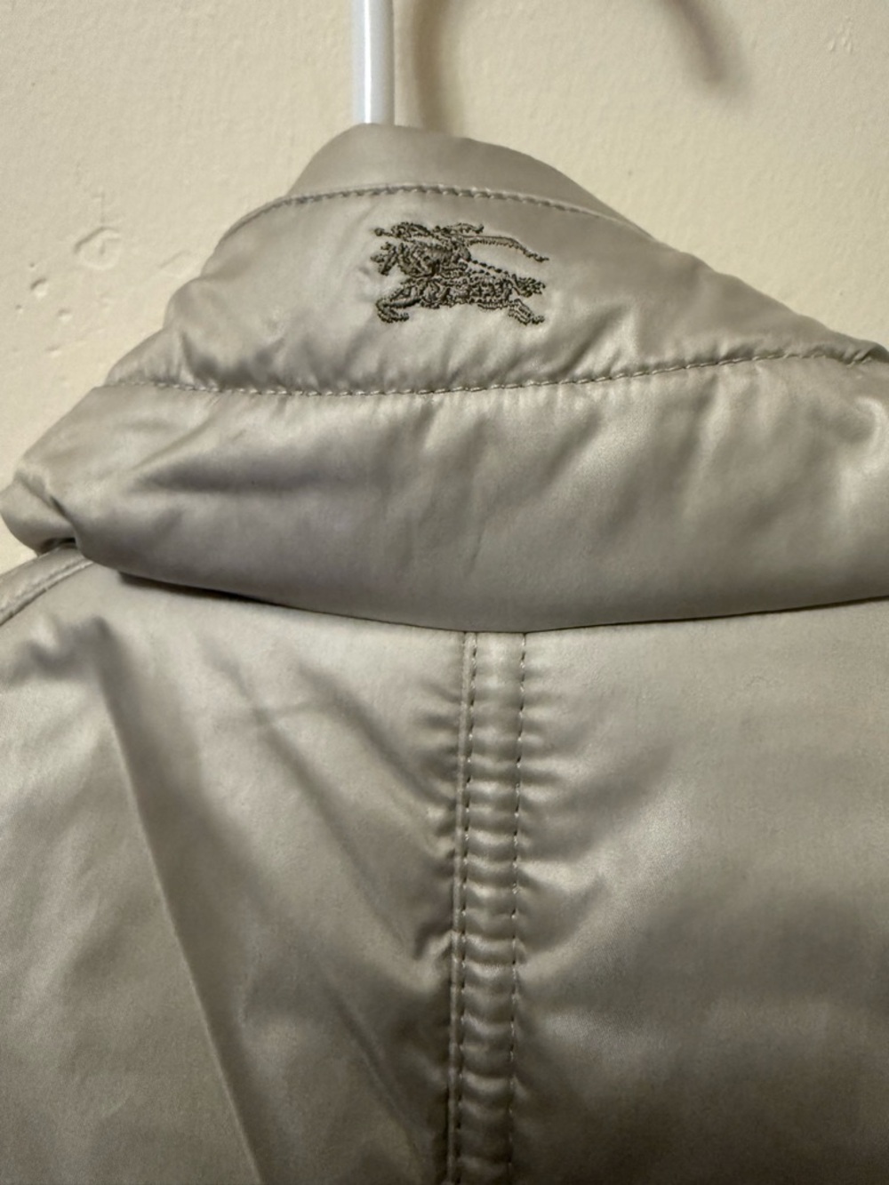 Burberry Beige Puffer Vest with Signature Check Lining - Picture 7 of 7